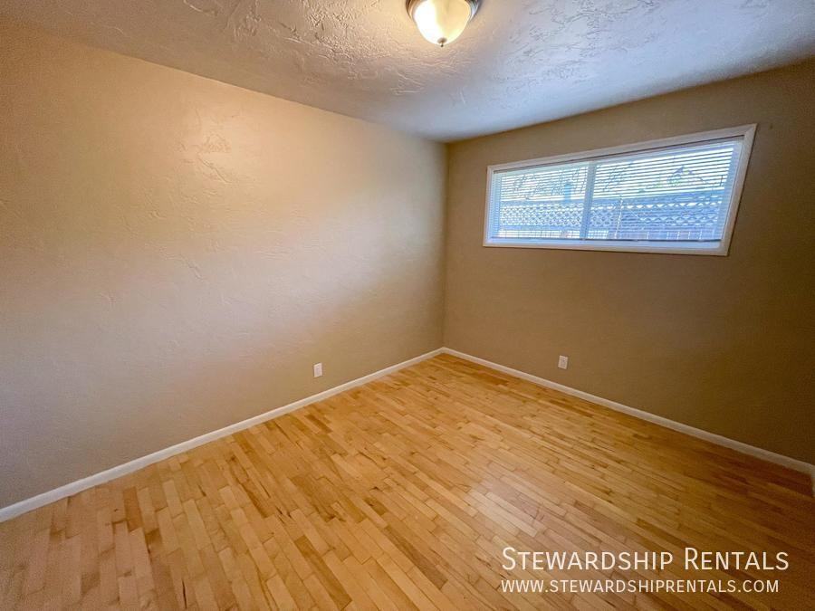 2120 W 18th Ave - Photo 6 of 17