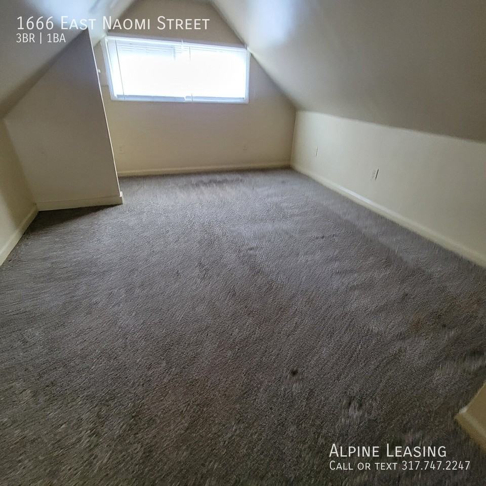 1666 E Naomi St - Photo 6 of 8