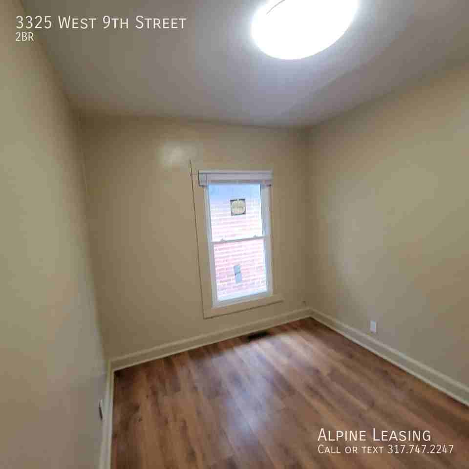 3325 W 9th St - Photo 7 of 8