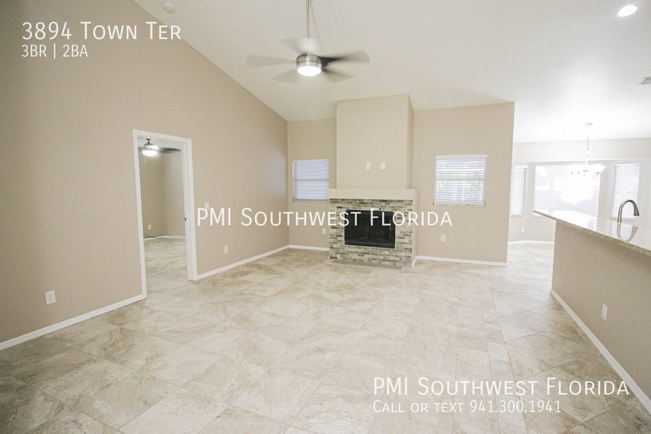 3894 Town Ter - Photo 7 of 35