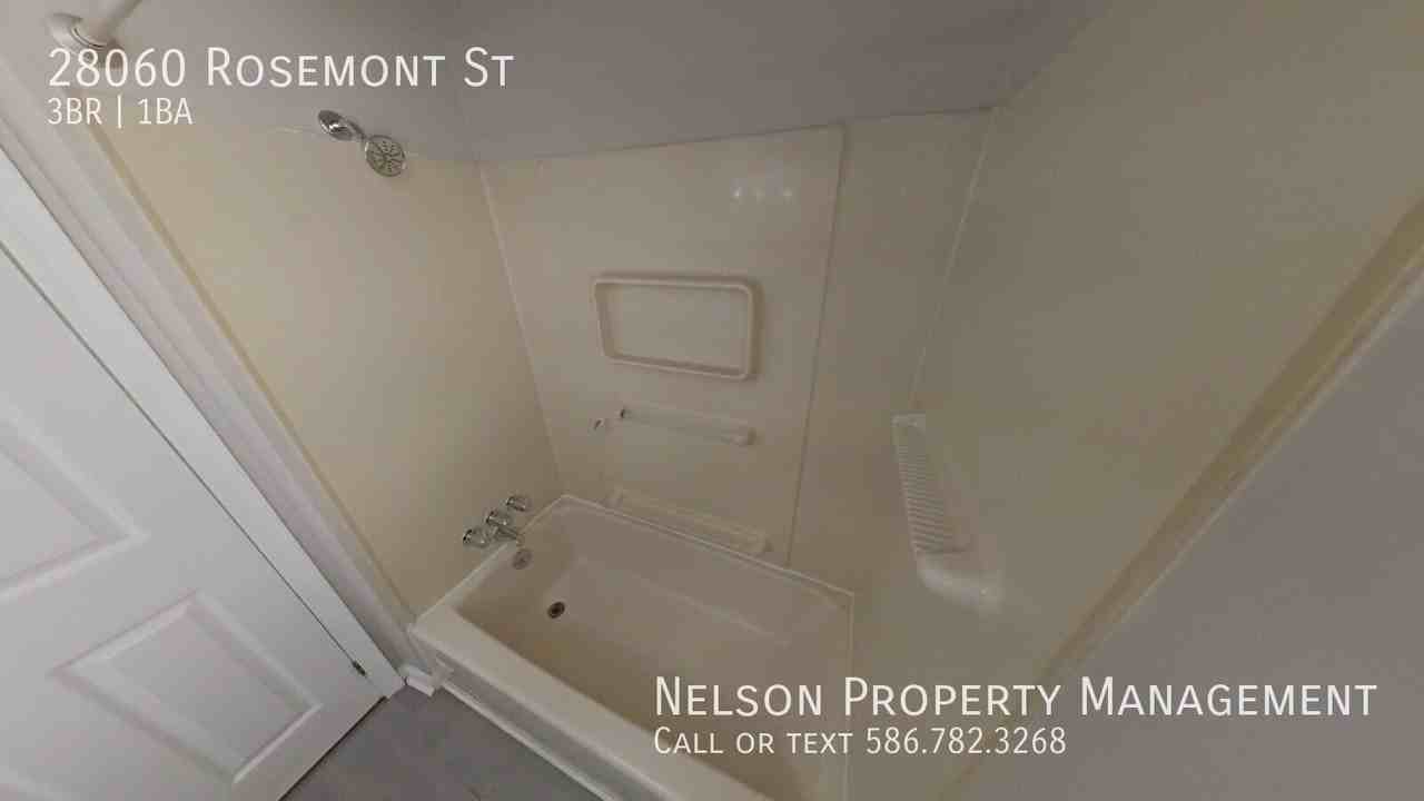 28060 Rosemont St - Photo 7 of 13