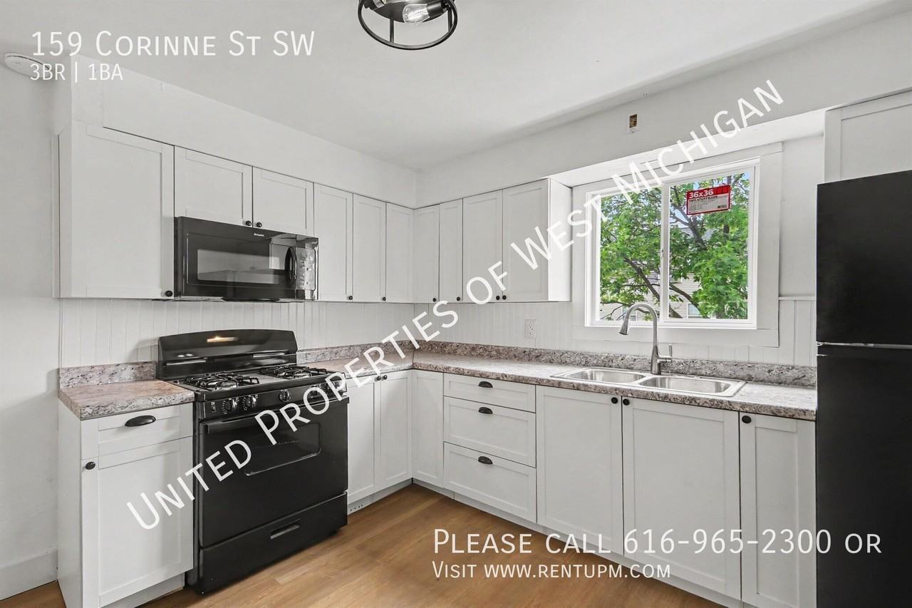 159 Corinne St Sw - Photo 5 of 19