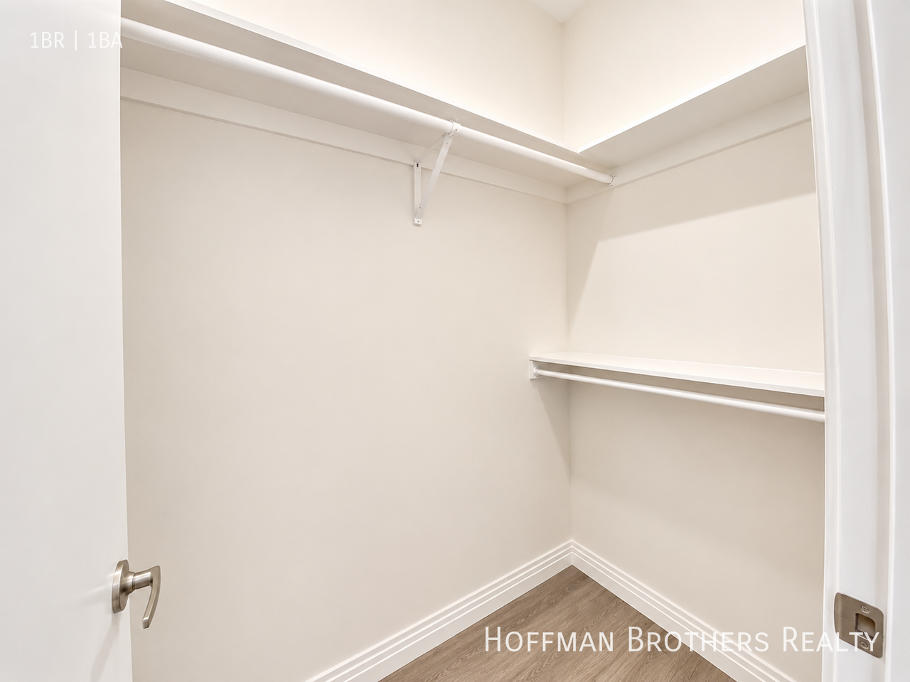 3192 W 7th St #2 - Photo 5 of 7