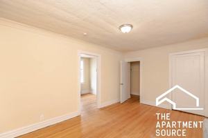 featured image of 5011 W Cermak Rd #15