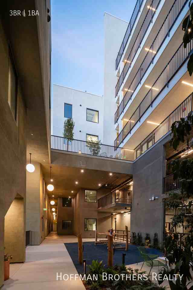 23036 Ventura Blvd #501 - Photo 3 of 25