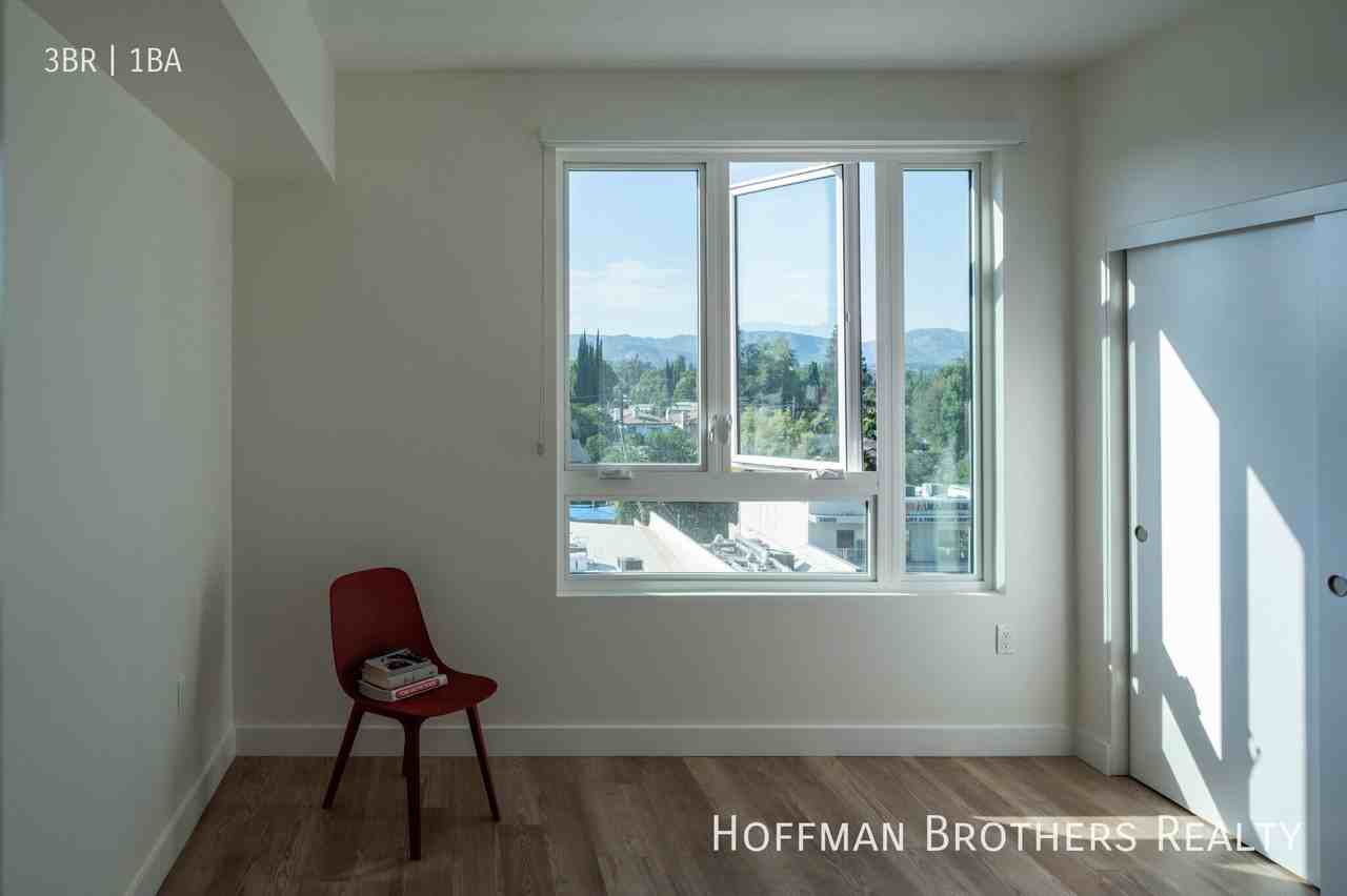 23036 Ventura Blvd #501 - Photo 7 of 25