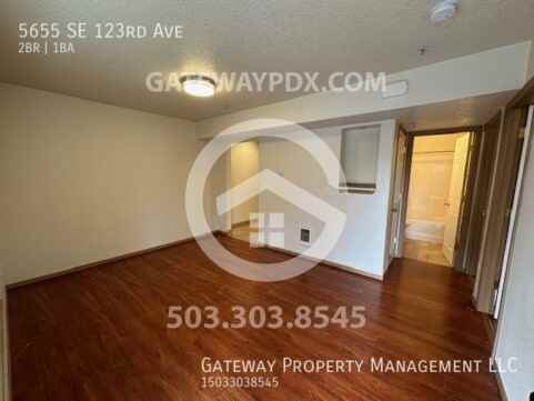 5655 Se 123rd Ave - Photo 3 of 14