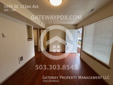 5655 Se 123rd Ave - Photo 4 of 14