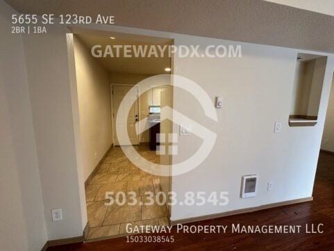 5655 Se 123rd Ave - Photo 5 of 14
