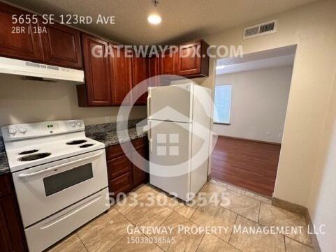 5655 Se 123rd Ave - Photo 7 of 14