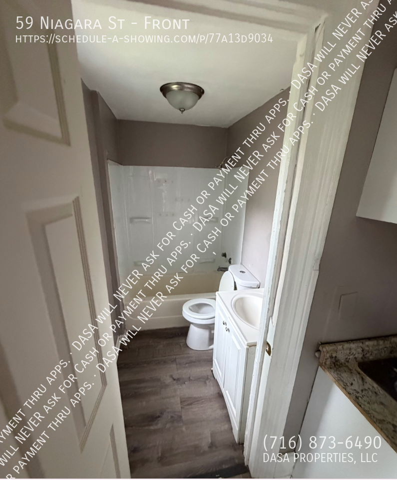 59 Niagara St - Photo 4 of 8