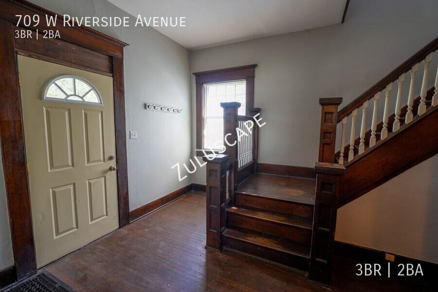 709 W Riverside Ave - Photo 2 of 31