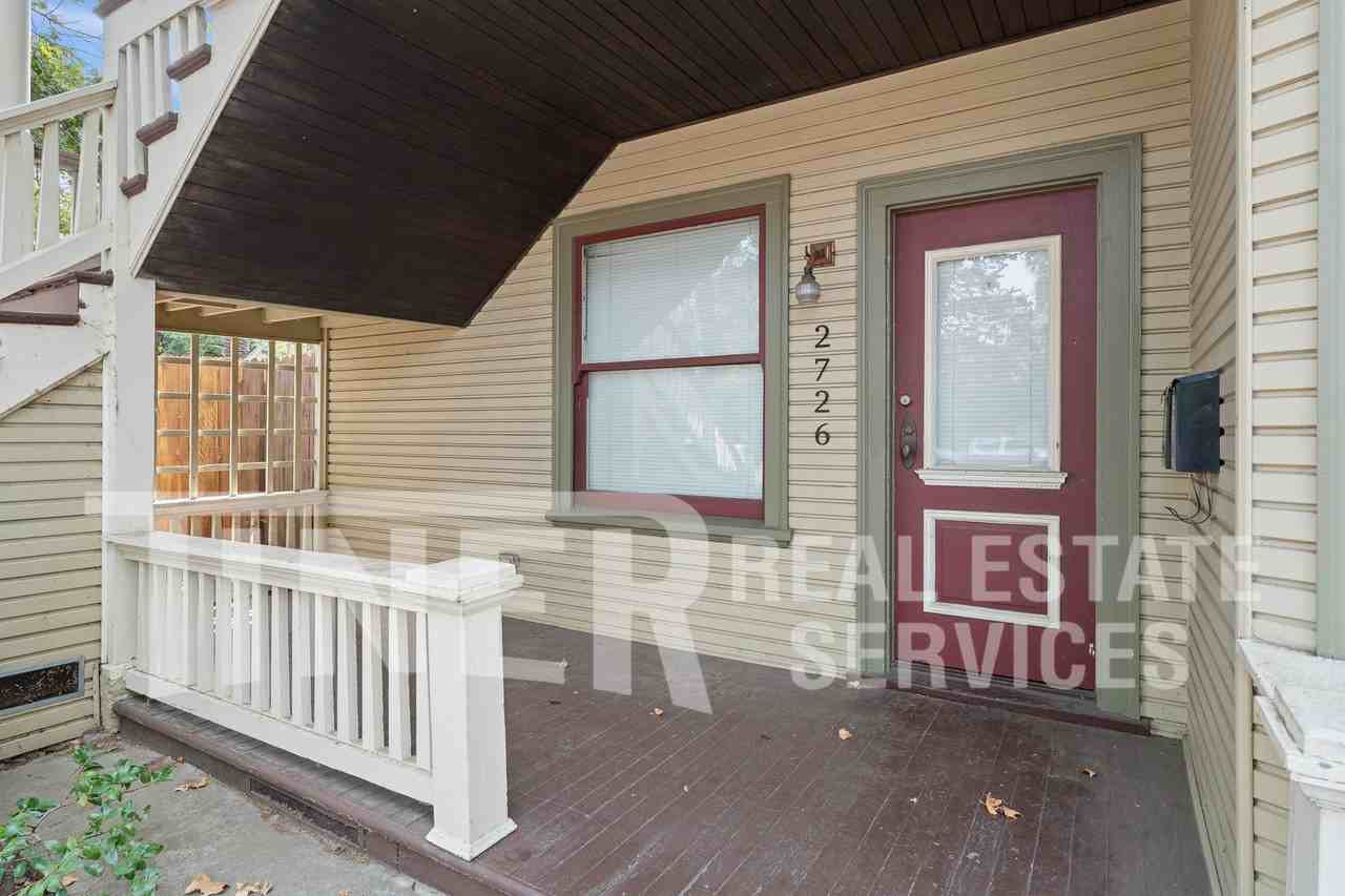 2726 H St - Photo 6 of 25