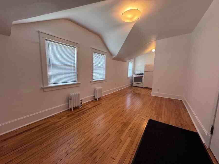 954 954 N 89th Ave #104 - Photo 2 of 12