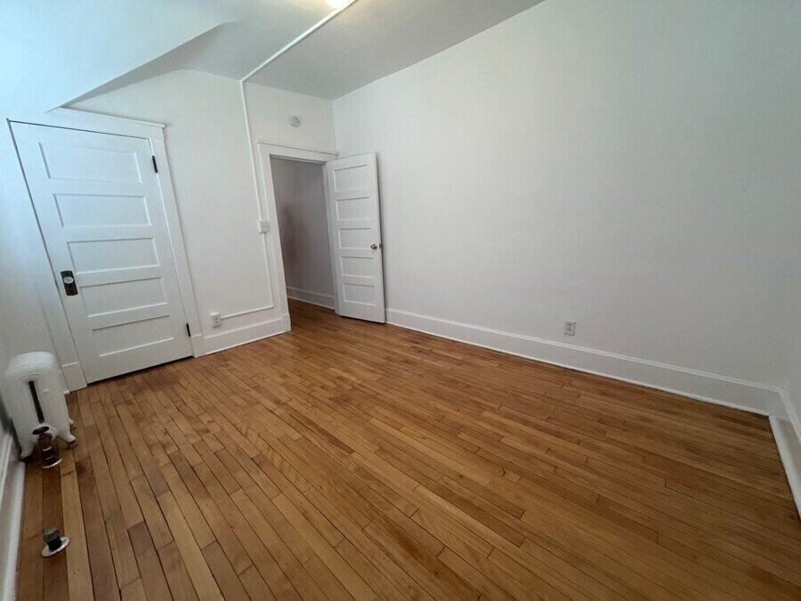 954 954 N 89th Ave #104 - Photo 3 of 12