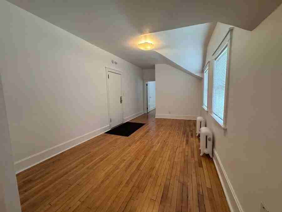 954 954 N 89th Ave #104 - Photo 5 of 12