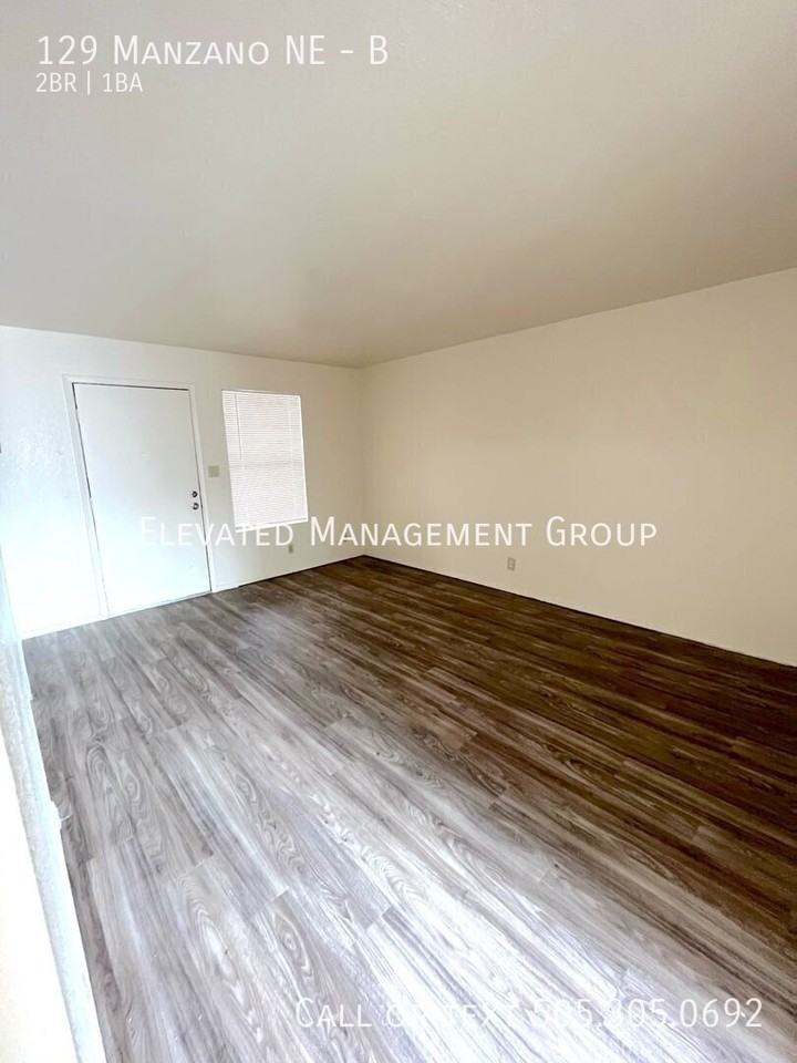 129 Manzano St Ne #B - Photo 5 of 6