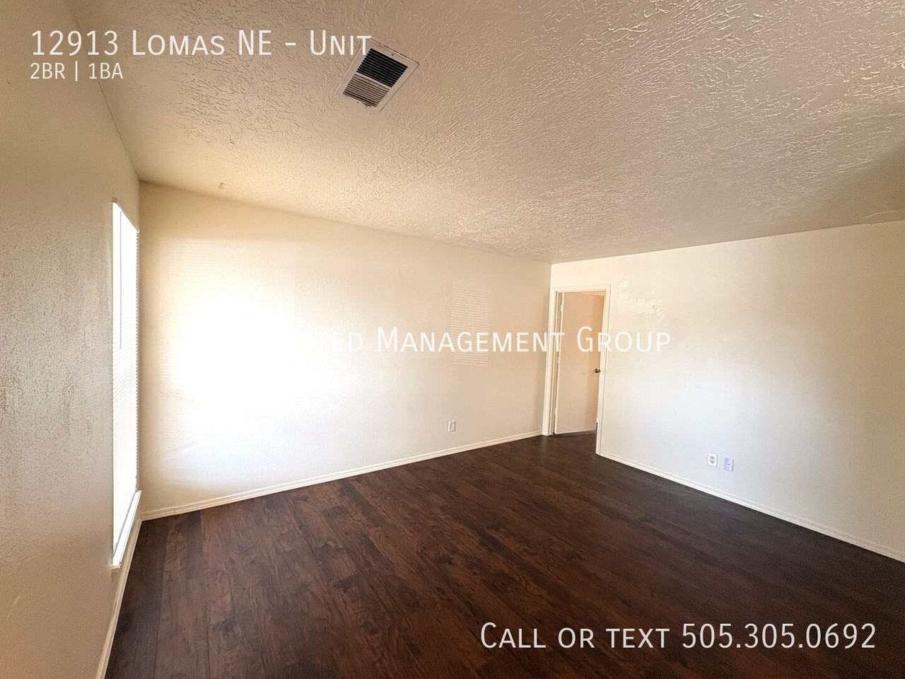 12913 Lomas Blvd Ne - Photo 5 of 17