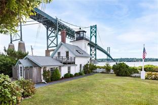 7 Old Ferry Rd - Photo 1 of 1