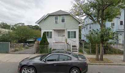 3904 Washington St - Photo 3 of 3