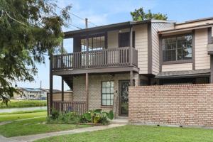 featured image of 714 Fairfax Dr ##119