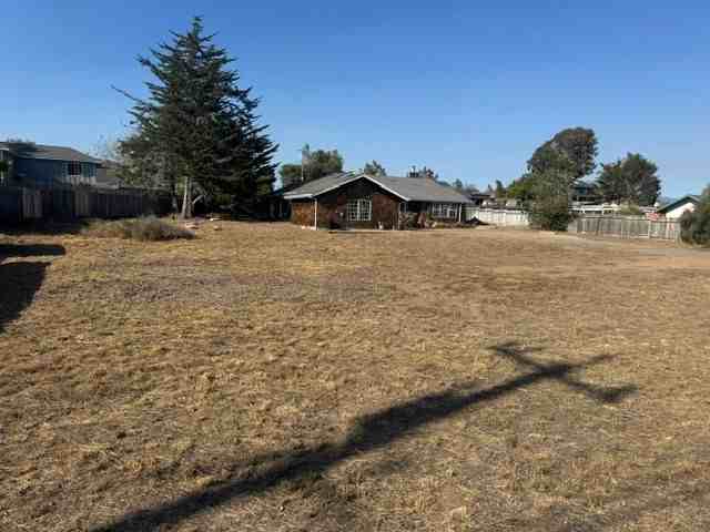 1260 Nipomo Ave - Photo 2 of 3