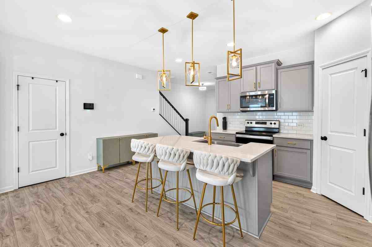 11012 Pagebrook Ln - Photo 5 of 20