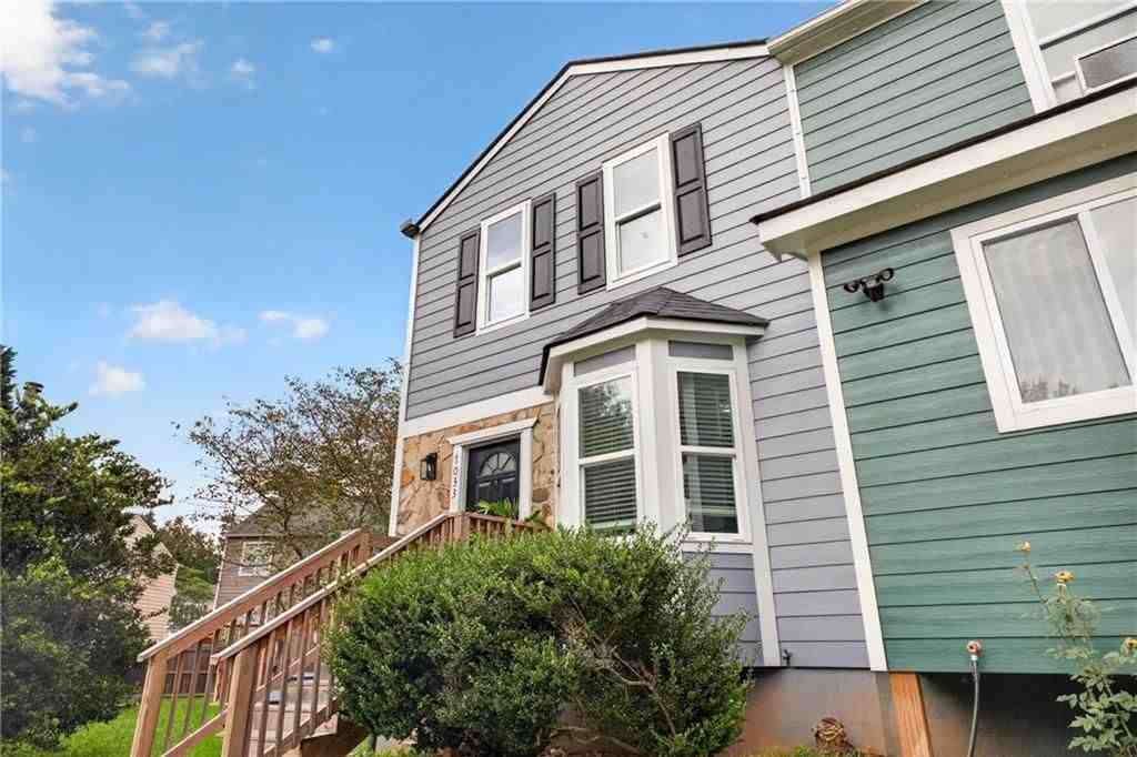 7033 Panda Ln - Photo 2 of 21