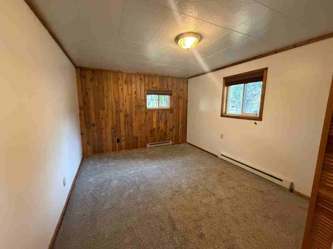 708 11th Ave E - Photo 7 of 13