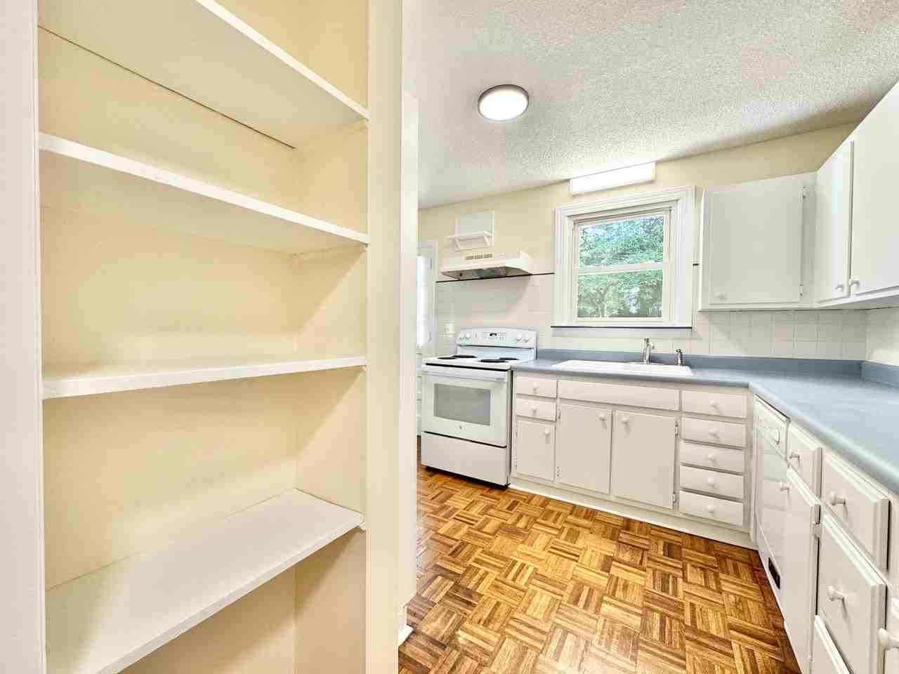 505 Crestwood Dr - Photo 7 of 22