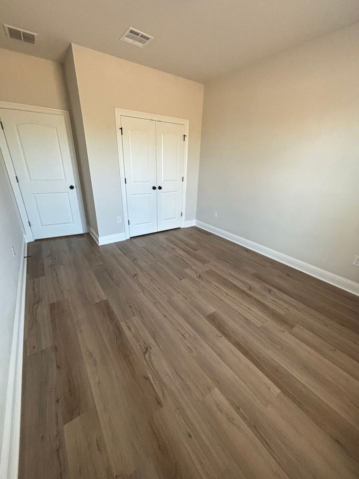 331 Hummingbird Ln - Photo 7 of 12