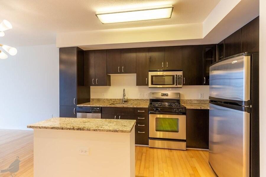 475 K St Nw #812 - Photo 6 of 39
