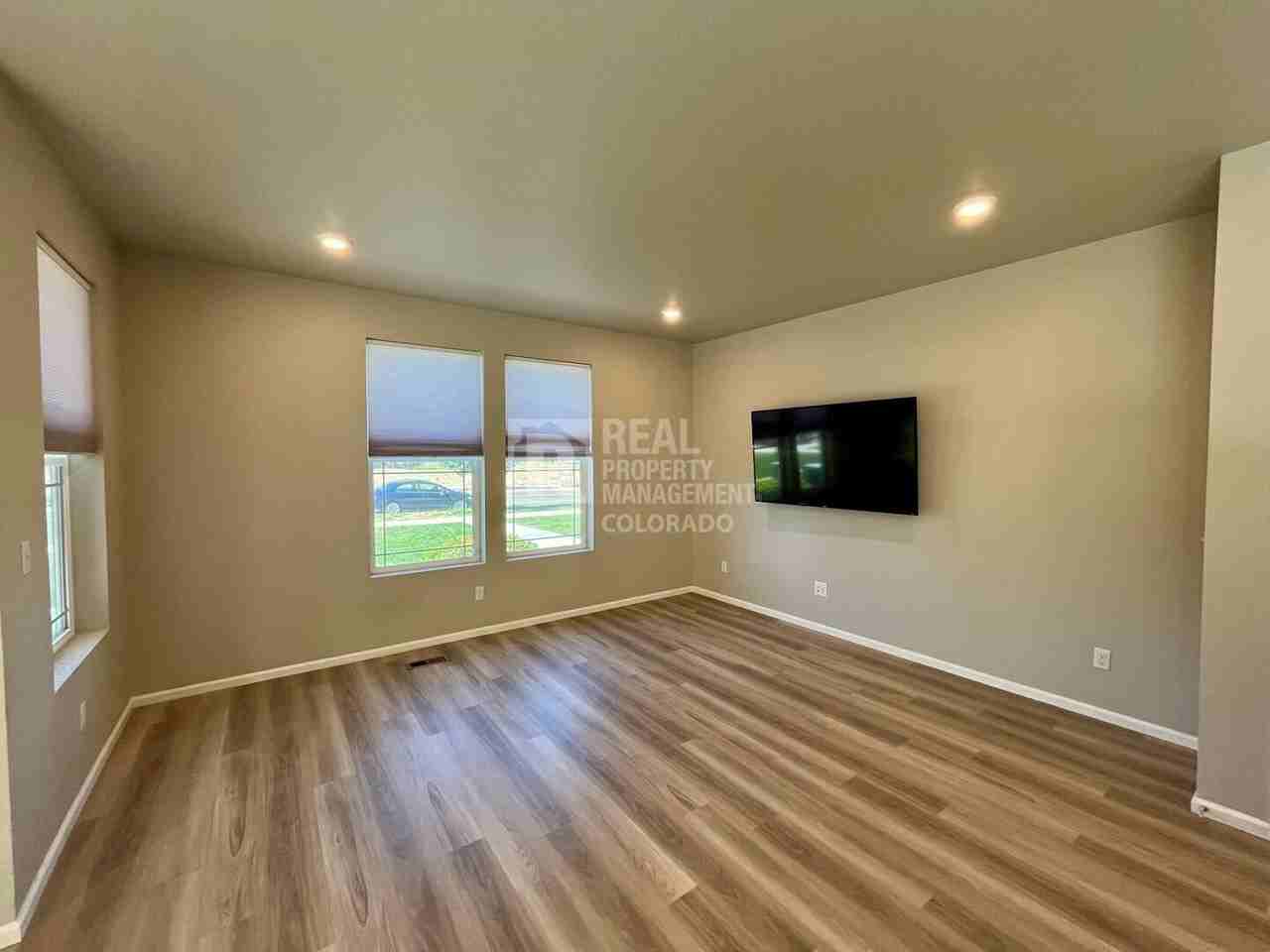 5095 Buckwheat Rd - Photo 7 of 21