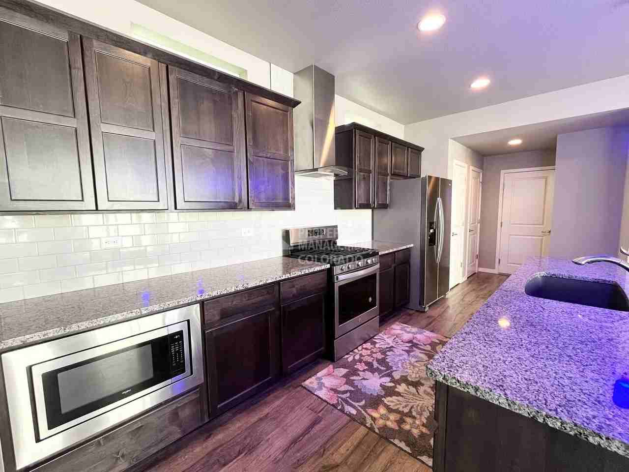 3033 Sykes Dr - Photo 6 of 23