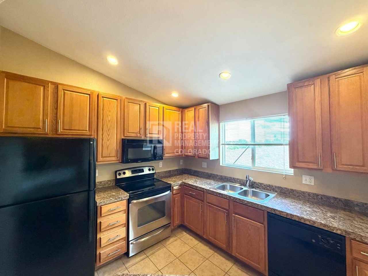 4465 Copeland Loop #204 - Photo 4 of 26