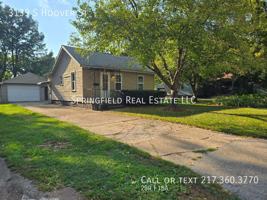 featured image of 3139 S Hoover Ave