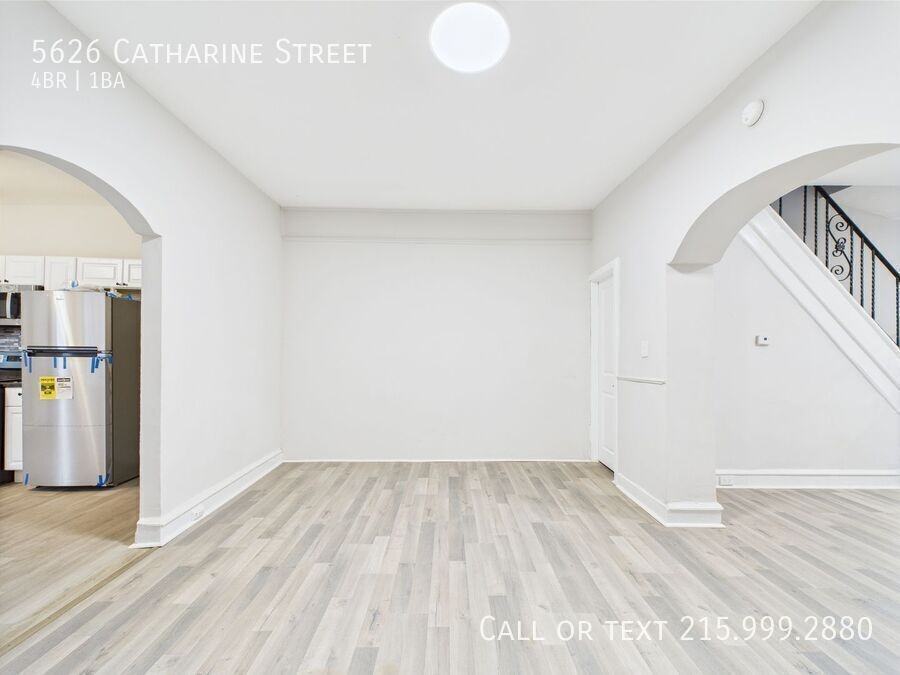 5626 Catharine St - Photo 5 of 18
