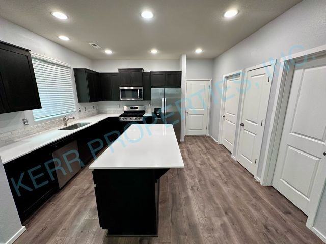 17124 Se Crossroads Ave - Photo 6 of 24