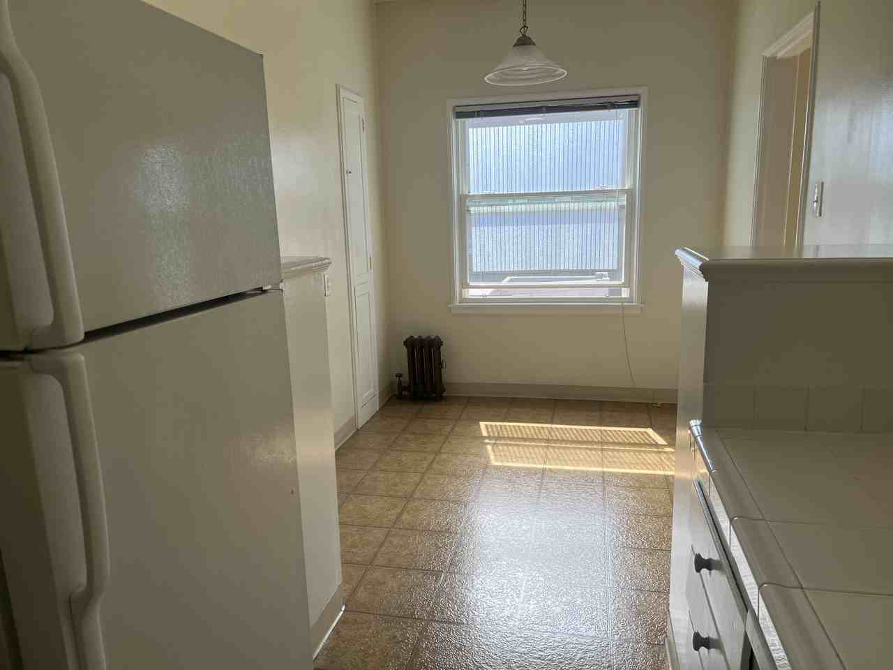 748 Lincoln Ave #21 - Photo 4 of 11
