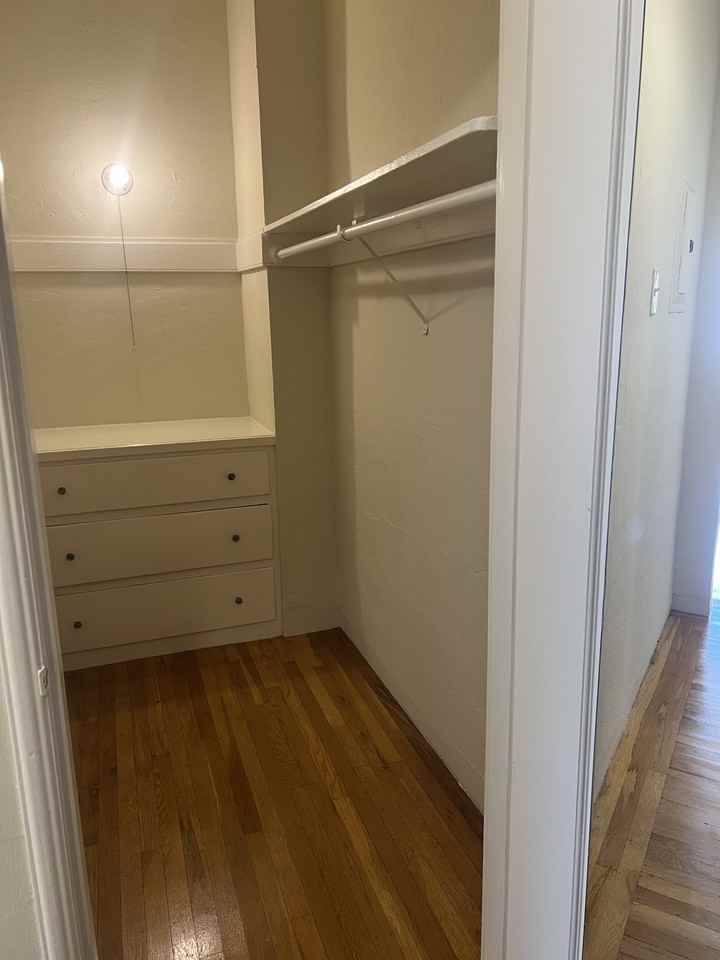 748 Lincoln Ave #21 - Photo 7 of 11