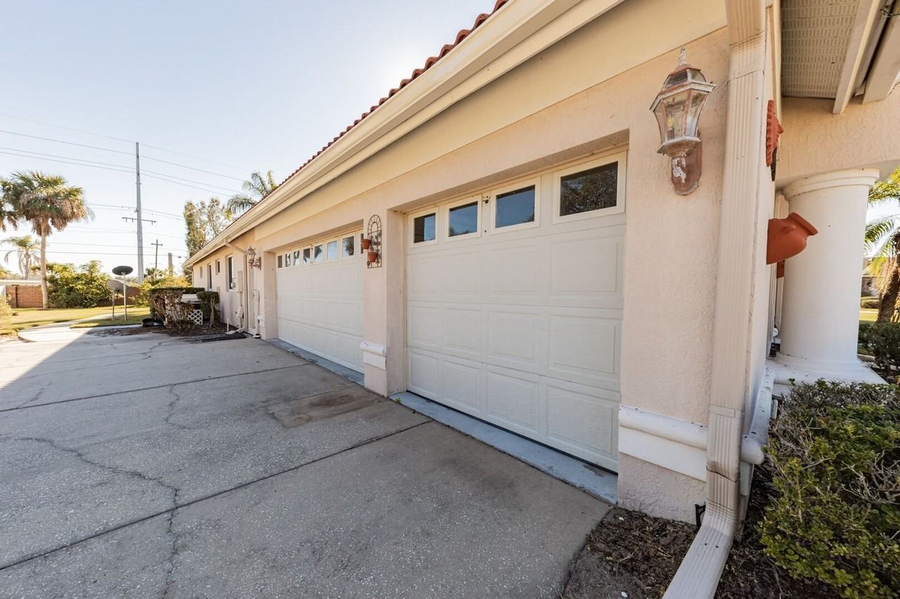 2545 Partridge Dr - Photo 2 of 20