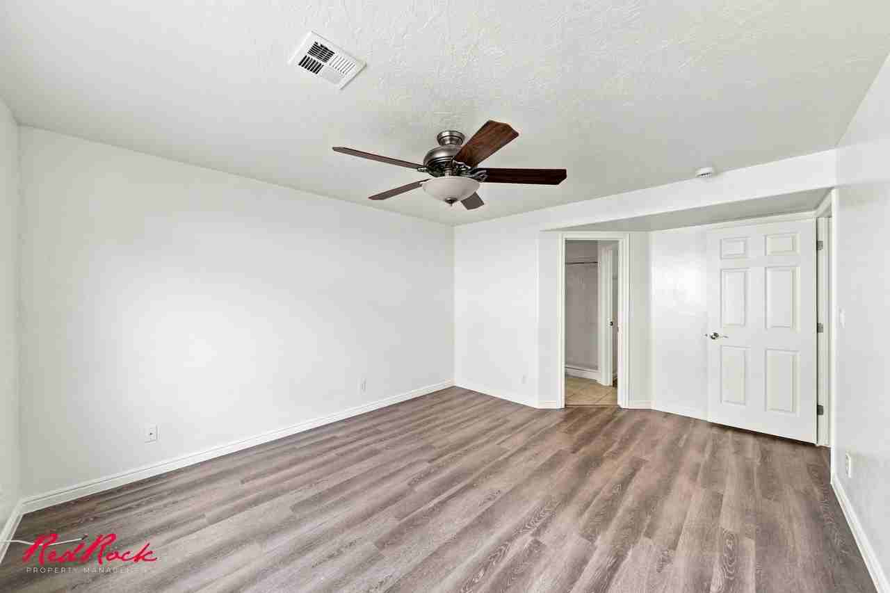1301 W Indian Hills Dr #6 - Photo 3 of 26