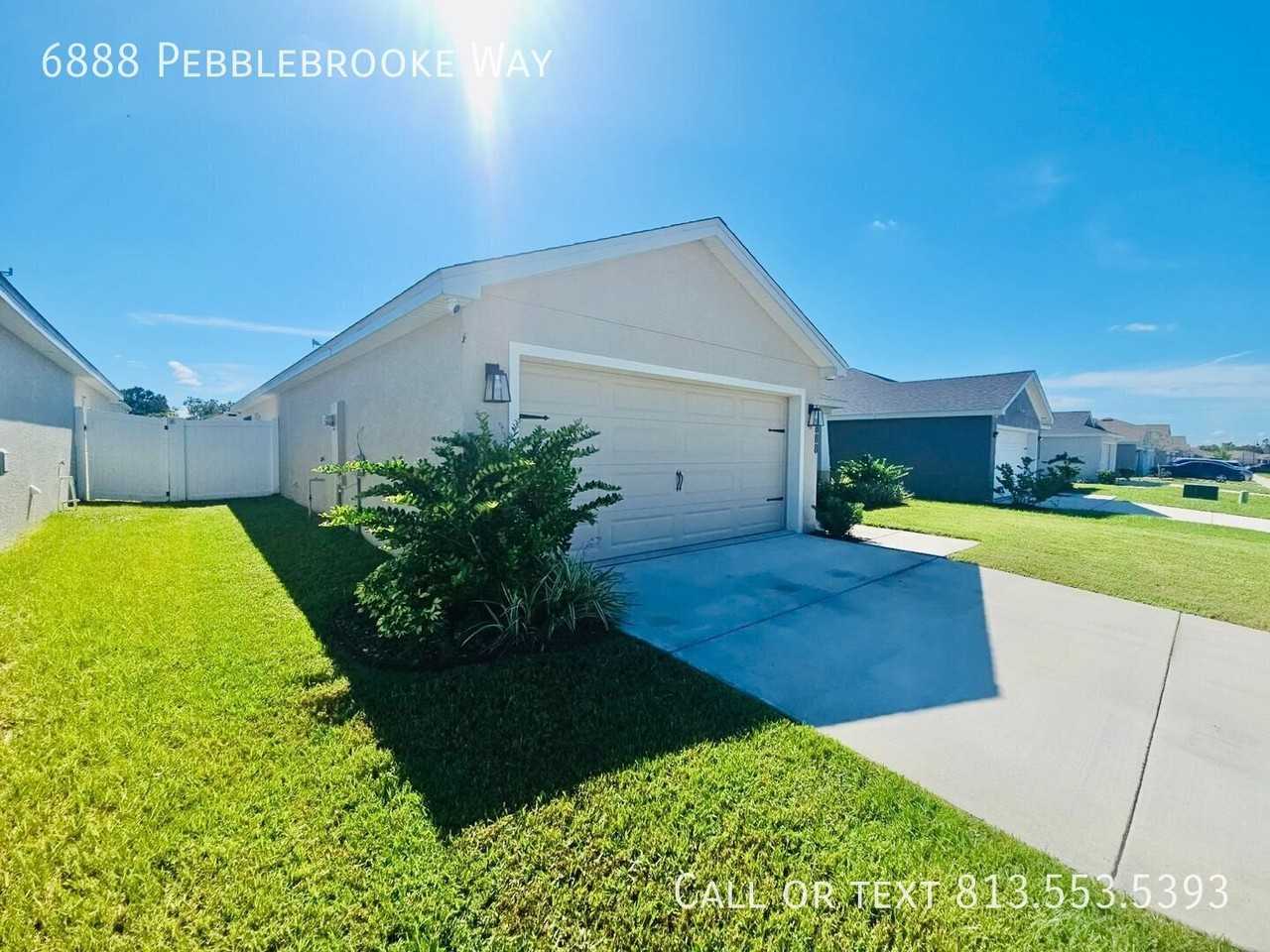 6888 Pebblebrooke Way - Photo 3 of 31