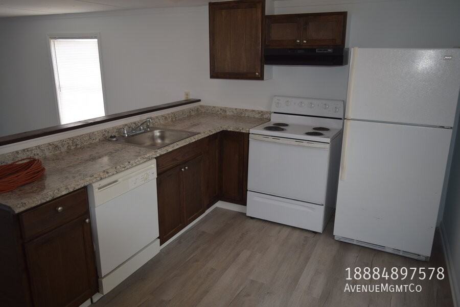 715 23rd St Nw #14 - Photo 4 of 19