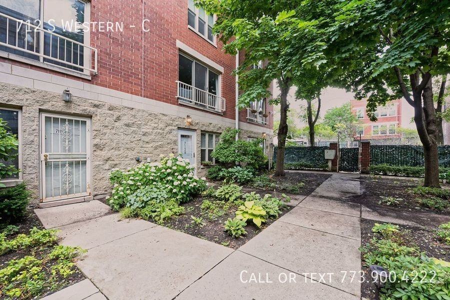 712 S Western Ave #C - Photo 2 of 21