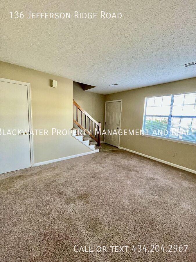 136 Jefferson Ridge Rd - Photo 3 of 20