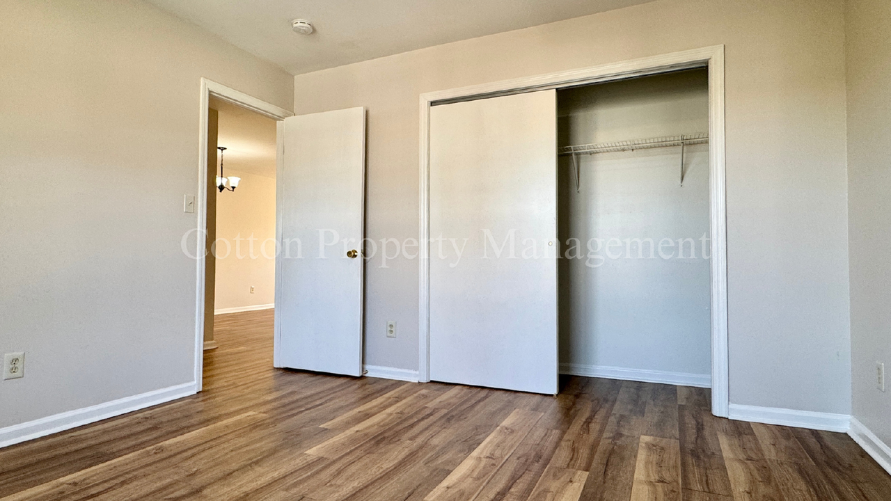 315 S Dudley St #2 - Photo 7 of 18