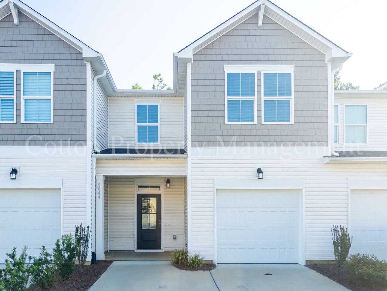 9044 Laurel Bay Ln - Photo 2 of 44