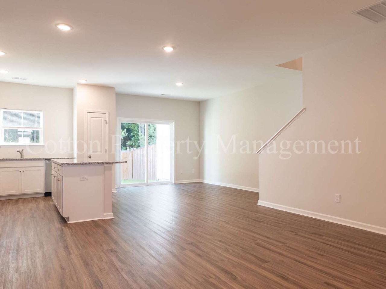 9044 Laurel Bay Ln - Photo 5 of 44
