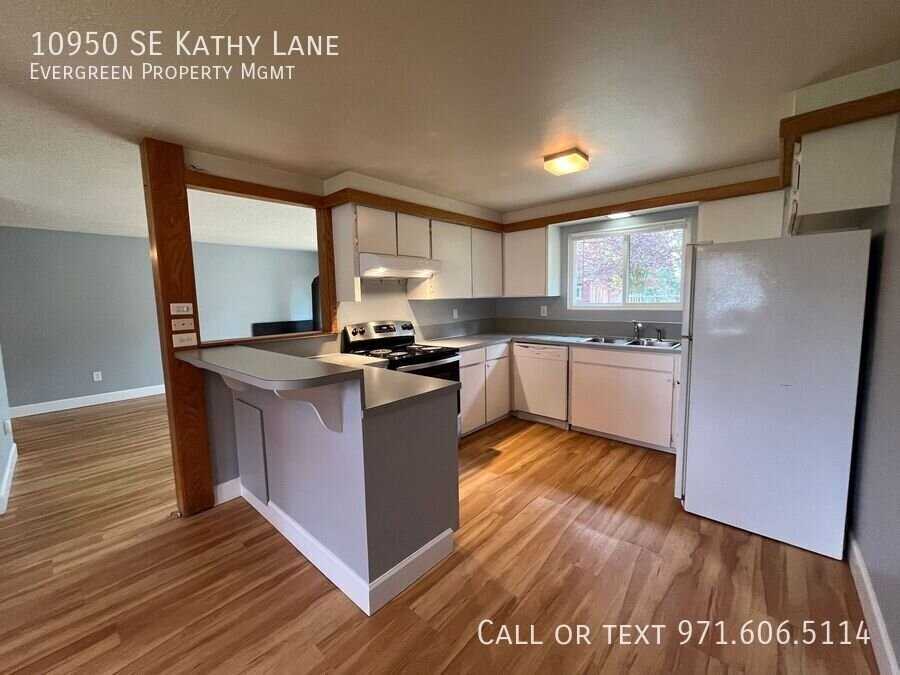 10950 Se Kathy Ln - Photo 6 of 32